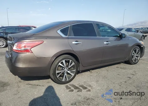 2013 Nissan Altima 2.5 z USA, uszkodzony, nr VIN 1N4AL3AP8DN495572